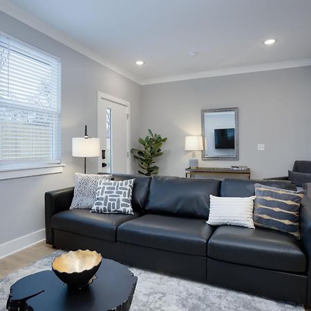 Modern Townhome, 10Min To Downtown! 8Min To Grand Ole Opry! Sleeps 8! ناشفيل المظهر الخارجي الصورة