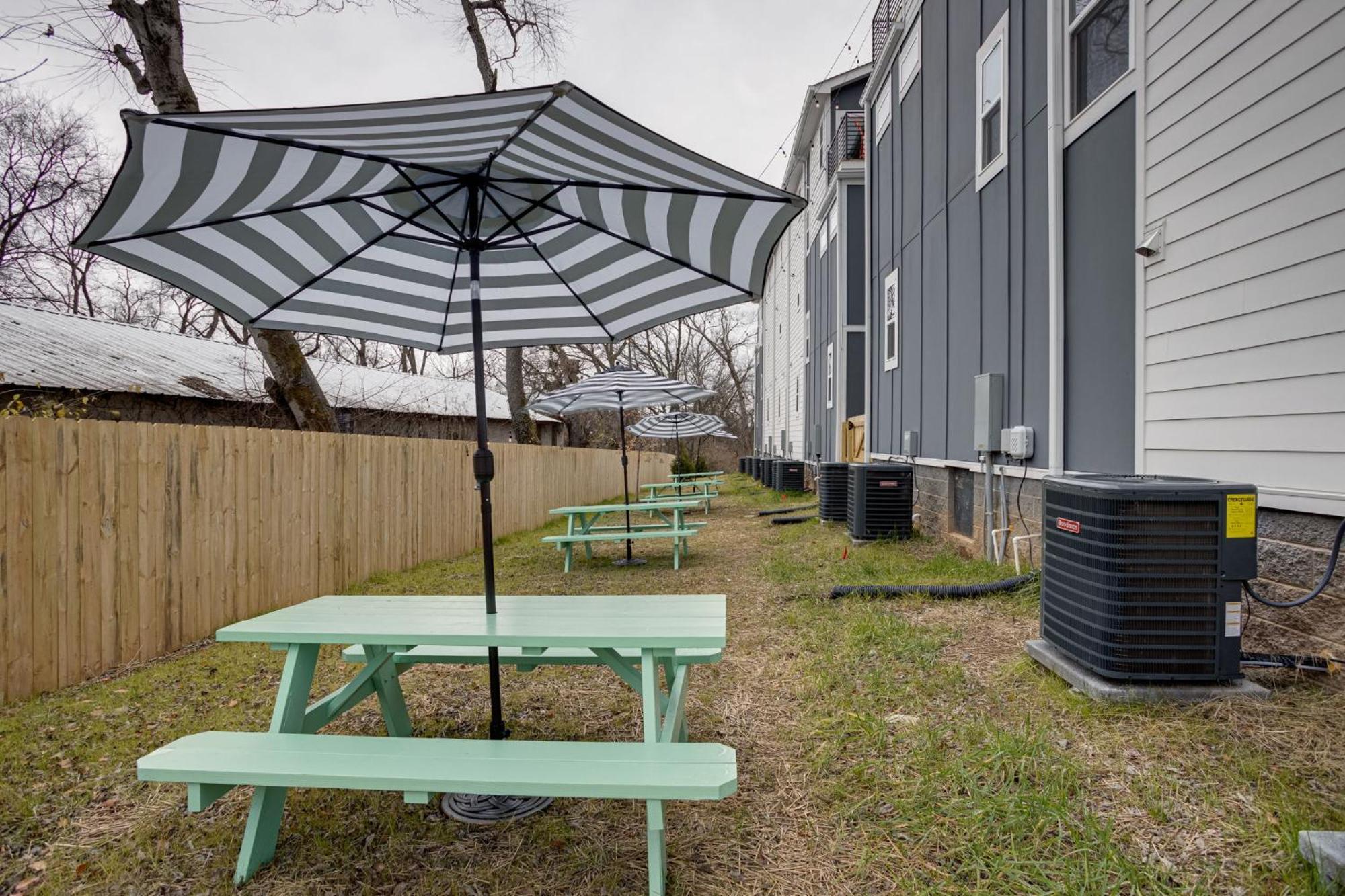 Modern Townhome, 10Min To Downtown! 8Min To Grand Ole Opry! Sleeps 8! ناشفيل المظهر الخارجي الصورة